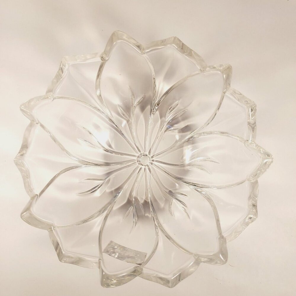 Marquis Waterford Crystal Bowl Christmas Poinsettia Candy Signed 5 Inch Diameter - Picture 10 of 13